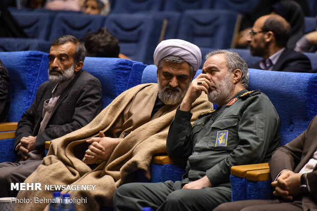 همایش بازگشت مدالهای المپیاد به اهدا کنندگان