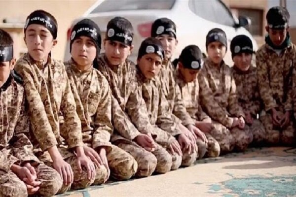 بەرپرسی وەرگرتنی منداڵان لە گرووپی تیرۆریستی داعش دەستگیر کرا