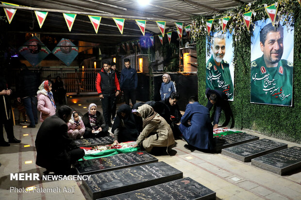 غروب جمعه در گلزار شهدای کرمان