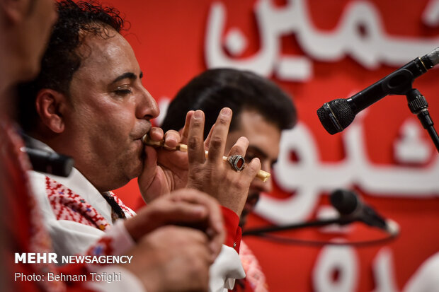 روز چهارمLocal music band performs at Fajr Intl. Music Festival جشنواره موسیقی فجر