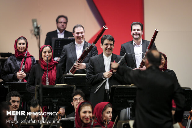 Tehran Symphony Orchestra performs at 35th Fajr Music Festival