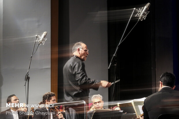 Tehran Symphony Orchestra performs at 35th Fajr Music Festival