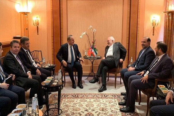 Iranian, Turkish FMs explore avenues for expanding bilateral ties