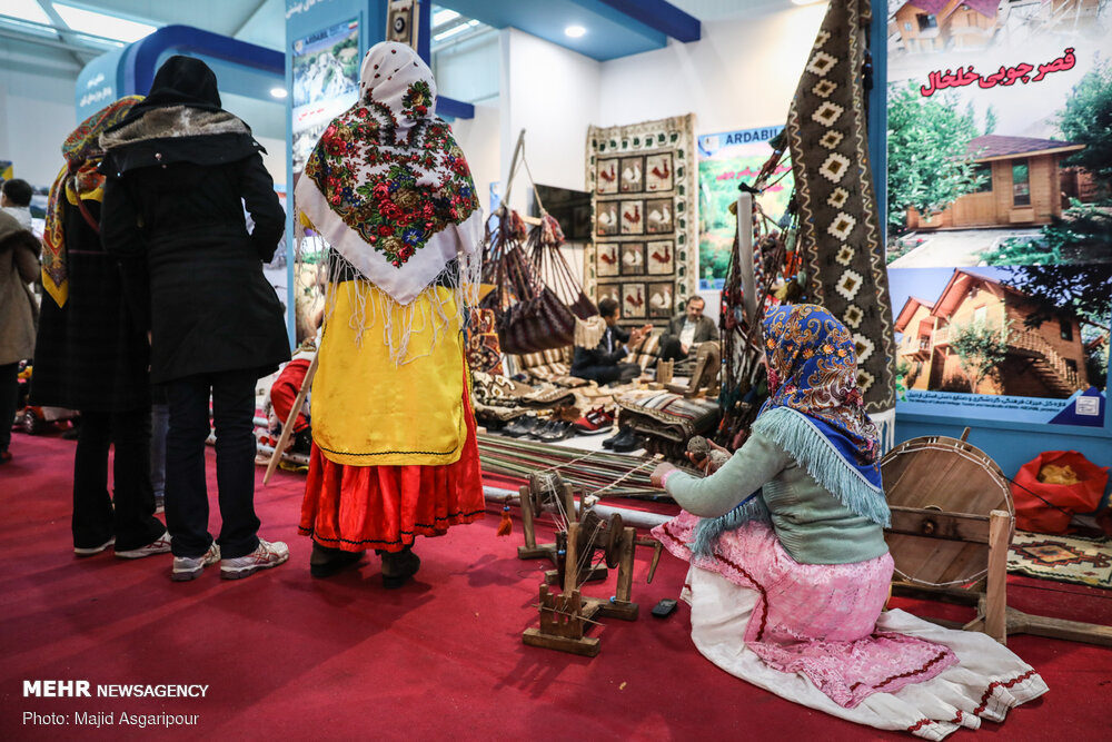 نمایشگاه دایمی صنایع دستی در دهاقان احداث می شود