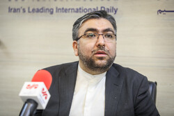 ابوالفضل عموئي: قرار مجموعة العمل المالي يخضع لرفع العقوبات عن إيران