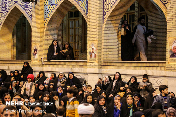 مراسم عمامه گذاری طلاب مدرسه علمیه عالی نواب‎ مشهد