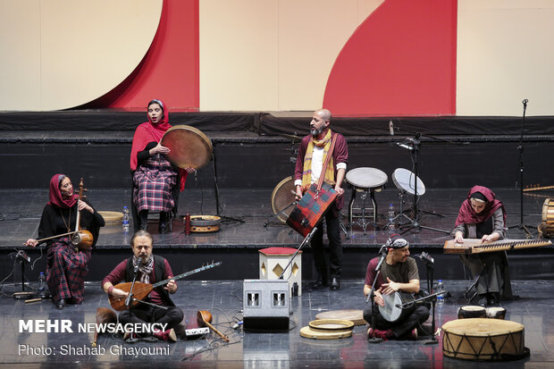 کنسرت گروه «رستاک» در پنجمین روز جشنواره موسیقی فجر