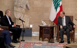 Larijani conveys a message from Rouhani to Aoun