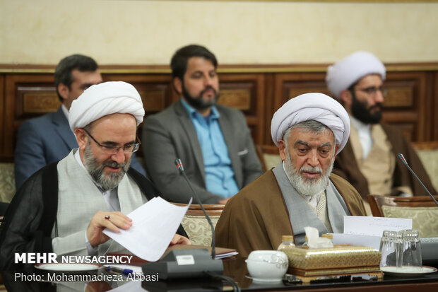 Supreme Council of Judiciary holds meeting with public institutions