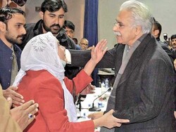 پاکستانی والدین کا پاکستانی حکومت سے بچوں کو چین سے واپس بلانے کا مطالبہ