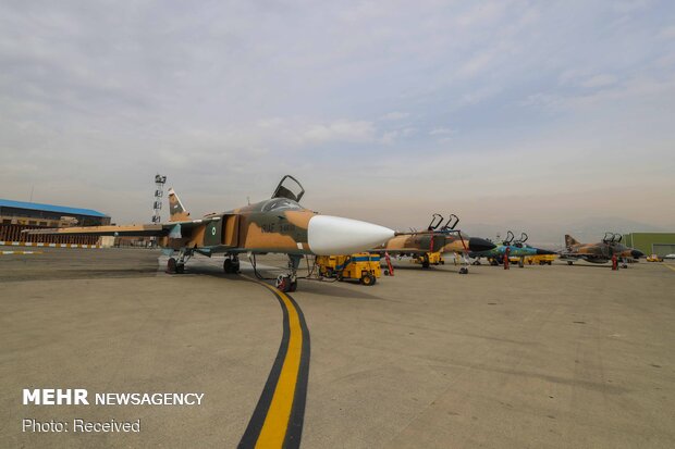 تحویل 8 فروند هواپیمای نظامی بازآمد سازی (اورهال) شده به نیروی هوایی ارتش