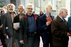یک چهارم واجدان شرایط استان سمنان در انتخابات شرکت کردند