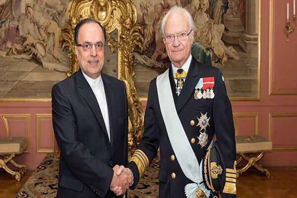 New Iranian envoy presents credentials to Sweden's King