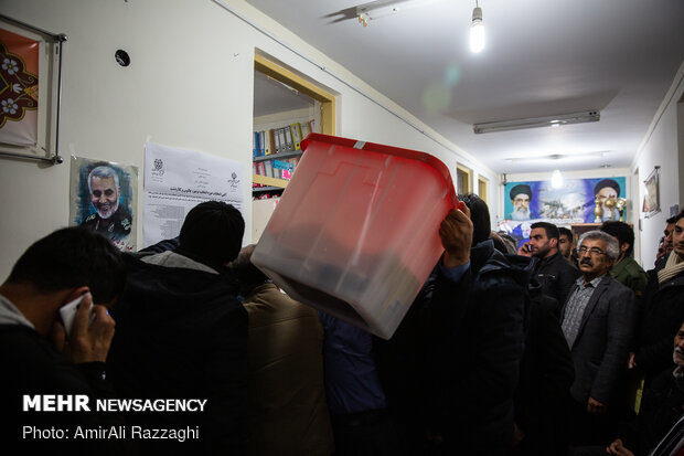 صندوق سیار حوزه انتخابیه نوشهر، چالوس و ڪلاردشت