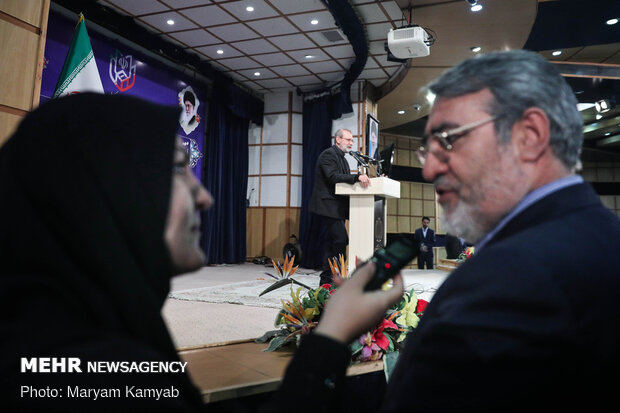 بازدید رئیس مجلس شورای اسلامی از ستاد انتخابات کشور