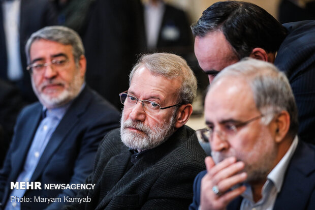 بازدید رئیس مجلس شورای اسلامی از ستاد انتخابات کشور