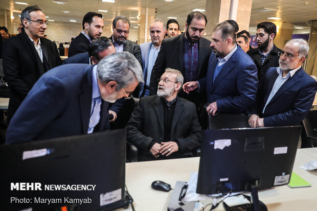 بازدید رئیس مجلس شورای اسلامی از ستاد انتخابات کشور