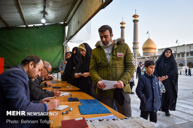 ساعات پایانی رای گیری در حرم عبدالعظیم (ع)