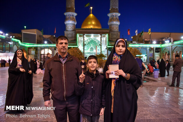 ساعات پایانی رای گیری در حرم عبدالعظیم (ع)