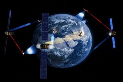 واگذاری ساخت ۲ ماهواره راداری و اپتیکی به بخش خصوصی