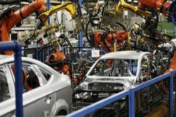 Iran produces 612,000 sedans in 10 months: Industry min.