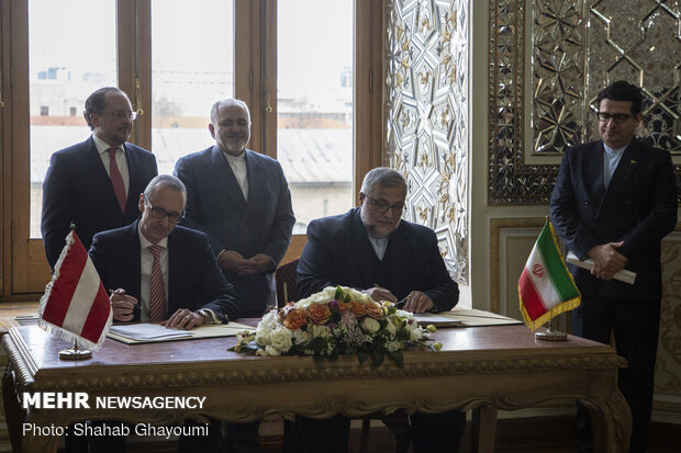 İran ve Avusturya arasında kültürel ve sanatsal işbirliği senedini imzalandı