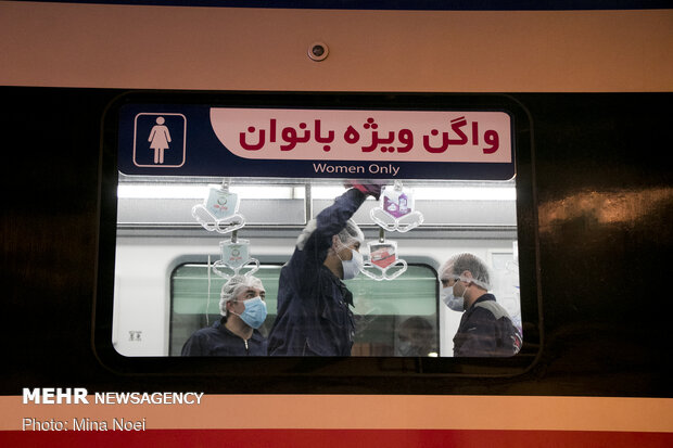 ضدعفونی کردن خطوط قطارشهری تبریز
