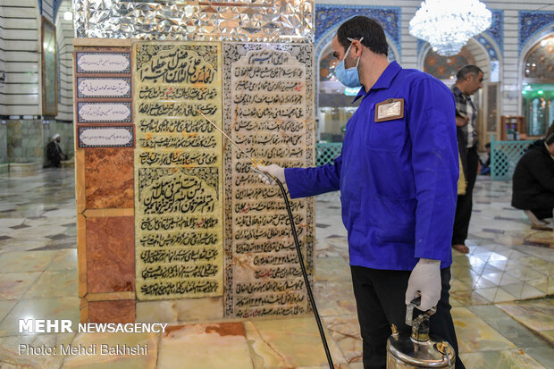 Disinfection of different parts of Holy Shrine of Hazrat Masoumeh (BPUH) amid ‘coronavirus…