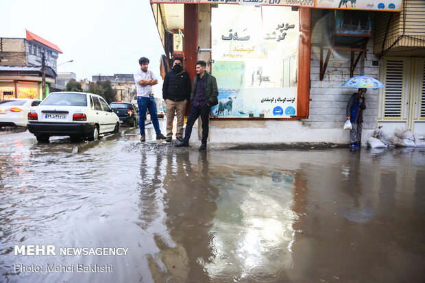 آبگرفتگی معابر در قم