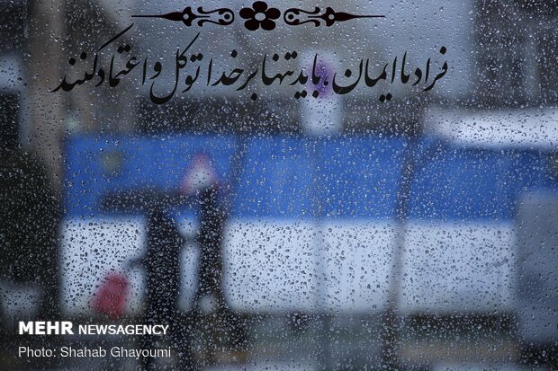 Non-stop rain in Tehran since Monday