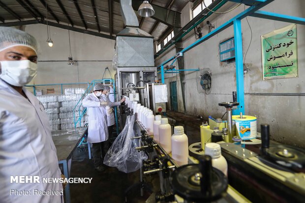 Mass production of disinfectants, masks in Iran to combat coronavirus
