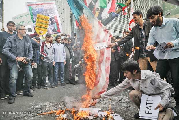 Tehraners mark 40th anniversary of US embassy takeover