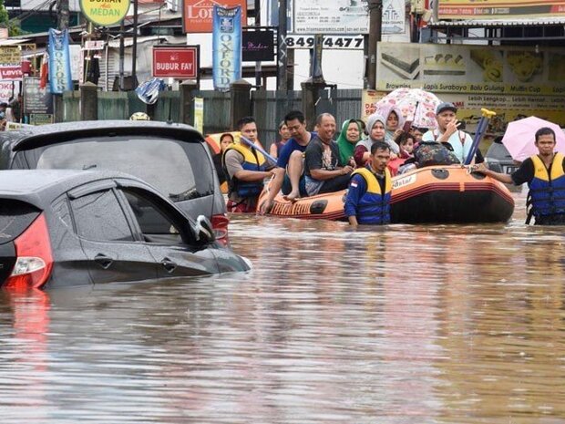 انڈونیشیا میں سیلاب کے نتیجے میں 5 افراد ہلاک