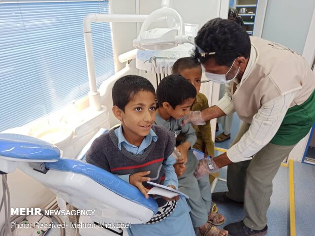 بیمارستان سیار شهید سلیمانی آستان قدس رضوی درشهرستان مهرستان