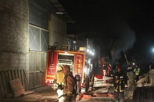 اطفای حریق کارگاه مبل سازی در گلستان/۵ ایستگاه آتش نشانی اعزام شد