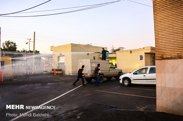 Disinfecting hospitals in Qom 