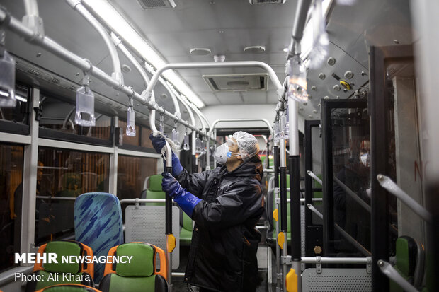 در پایان ساعت کار اتوبوسرانی، هرشب اتوبوس‌های بی‌آر تی در پایانه های اتوبوسرانی برای مقابله با ویروس کرونا ضدعفونی و شست‌وشو می‌شوند
