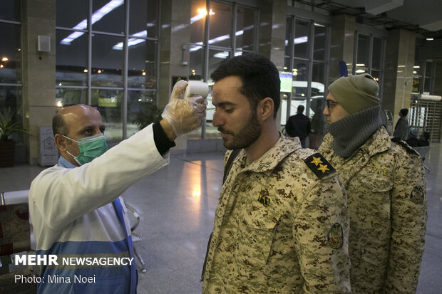 Screening travelers in Tabriz amid COVID-19 spread