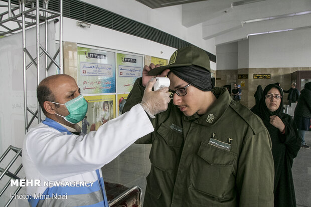 Screening travelers in Tabriz amid COVID-19 spread