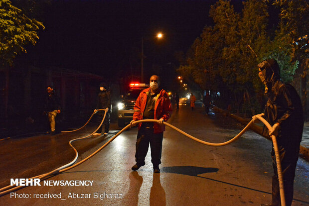 عملیات ضدعفونی معابر عمومی شهرستان لارستان