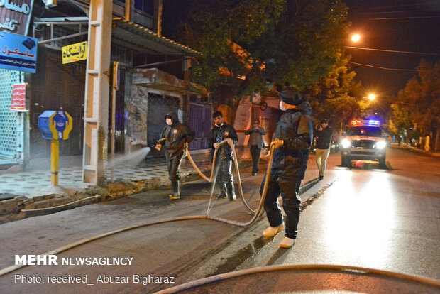 عملیات ضدعفونی معابر عمومی شهرستان لارستان