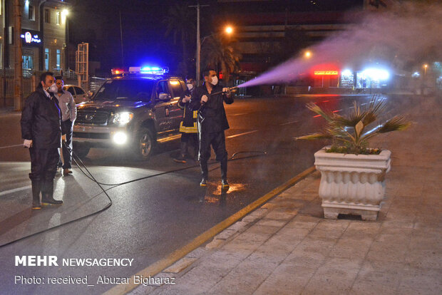 عملیات ضدعفونی معابر عمومی شهرستان لارستان