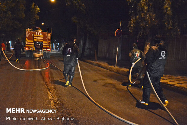 عملیات ضدعفونی معابر عمومی شهرستان لارستان