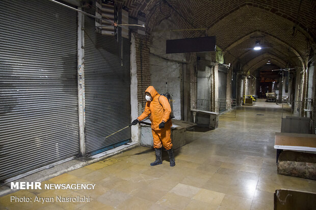 Disinfecting public places in Sanandaj