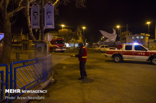 Disinfecting public places in Sanandaj