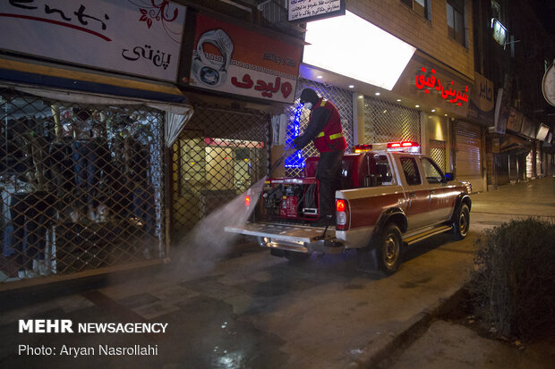 Disinfecting public places in Sanandaj