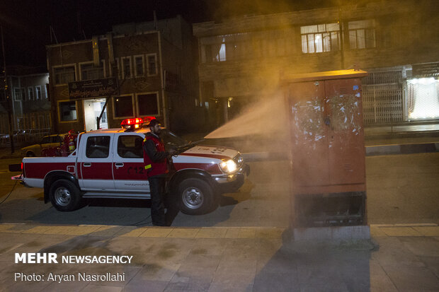 Disinfecting public places in Sanandaj