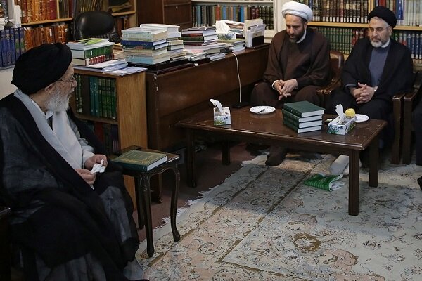 رعایت بهداشت درهمه مکان‌ها خصوصا در اماکن مقدسه یک عمل عقلانی است