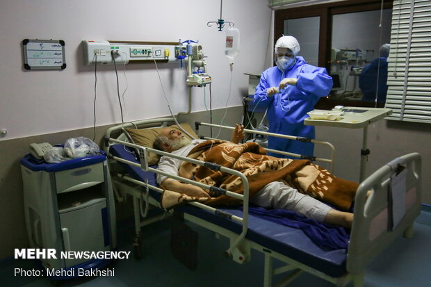 ۱۰ بیمار جدید با علائم قطعی بیماری کرونا در قم بستری شدند