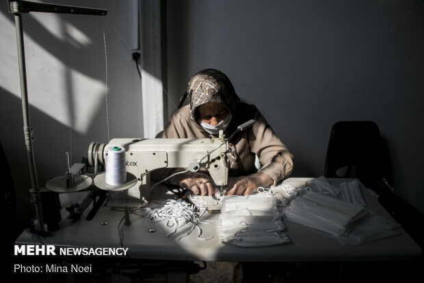 کارگاه تولید ماسک در مسجد